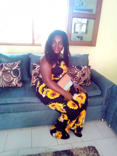 Rita 37 Jahre Yaounde Kamerun
