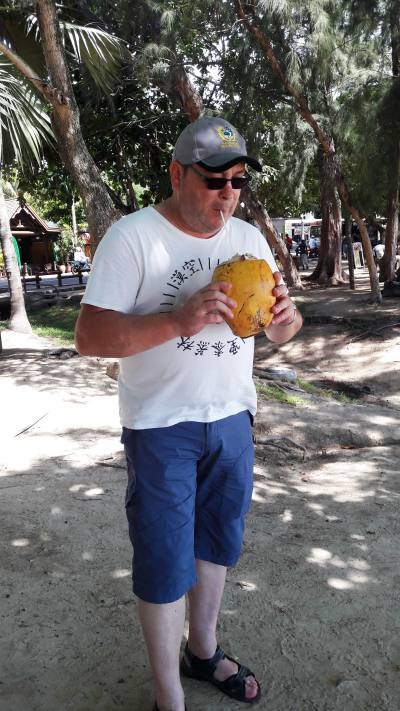 Philippe  51 ans Île D Yeu  France