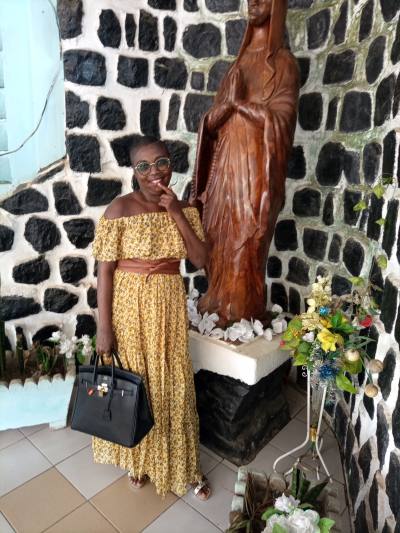 Elise 47 ans Littoral Cameroun