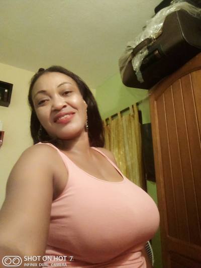 Patricia 45 ans Douala Cameroun