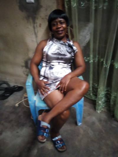 Rechel 44 ans Douala Cameroun