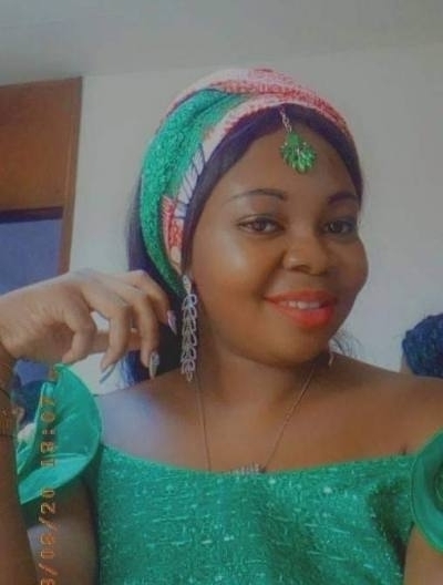 Cecile 29 ans Yaounde Cameroun