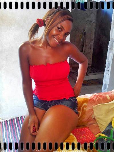 Morena 35 ans Abymes Guadeloupe