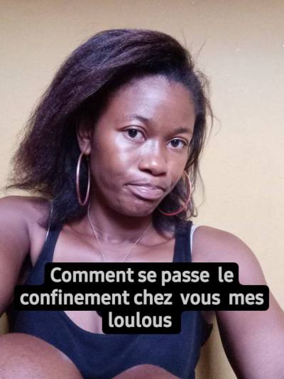 Marie 36 Jahre Yaoundé Kamerun