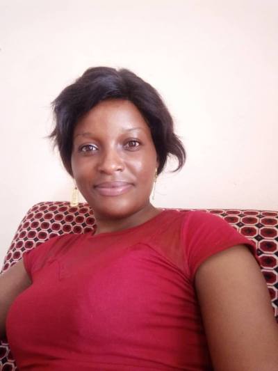 Thérèse 38 ans Mfoundi Cameroun