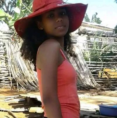 Anisha 30 years Sambava Madagascar