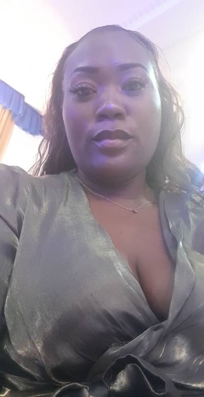Prisca 29 ans Yaounde Cameroun