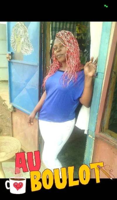 Gertrude 38 ans Yaounde Cameroun