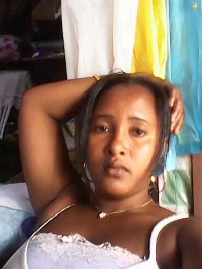Lydia 38 ans Sambava Madagascar