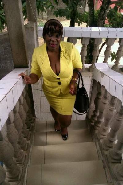 Carole 42 ans Douala Cameroun