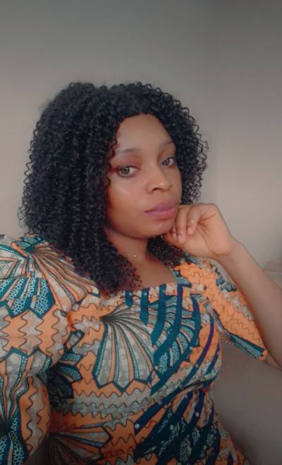 Christelle 26 ans Centre  Cameroun