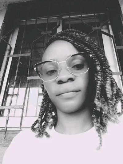 Frida 29 ans Yaoundé  Cameroun