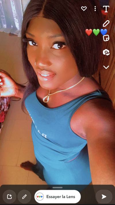 Marie 26 ans Dakar Sénégal