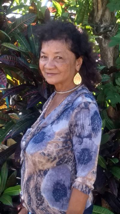Christelle 78 ans Antalaha Madagascar
