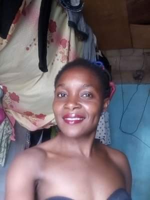 Eliane 38 ans Ambam Cameroun