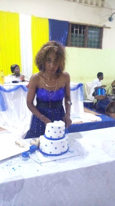 Angeline 43 ans Yaoundé Cameroun