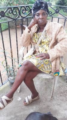 Caroline 50 Jahre Kribi Cameroun Kamerun