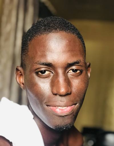 Mohamed  25 ans Dakar  Autre