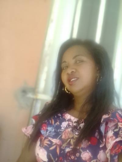 Fabiola 39 Jahre Tamatave Madagaskar