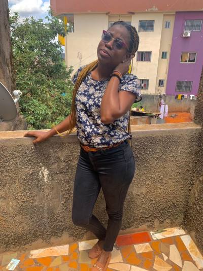 Marguerite 33 ans Yaoundé Cameroun