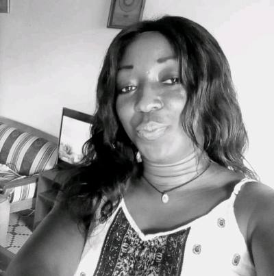 Nathalie 35 Jahre Yaoundé -centre Cameroun