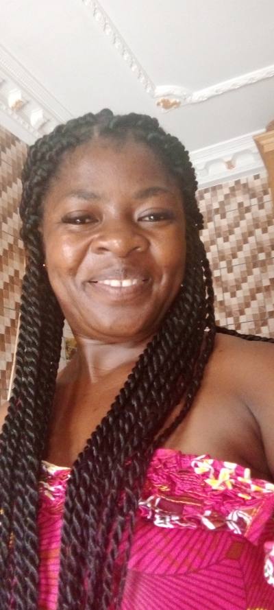 Josiane 30 ans Soa Cameroun