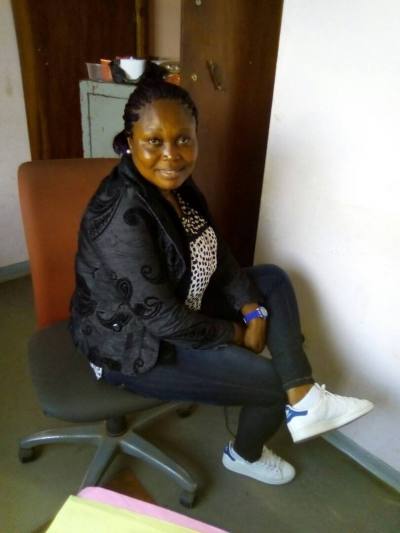 Laurentine 44 ans Yaounde Cameroun