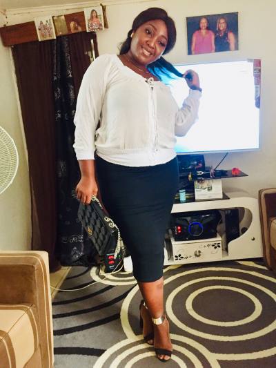 Mireille 28 years Douala  Cameroon