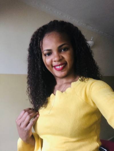 Francine 31 Jahre Tamatave Madagaskar