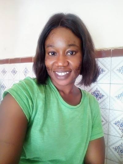 Sylvie Site de rencontre femme black Madagascar rencontres célibataires 34 ans