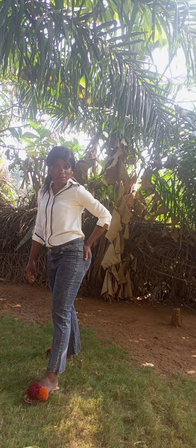 Celine Site de rencontre femme black Côte d'Ivoire rencontres célibataires 32 ans