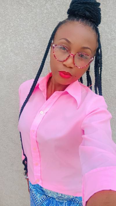 Amandine 35 ans Yaoundé  Cameroun