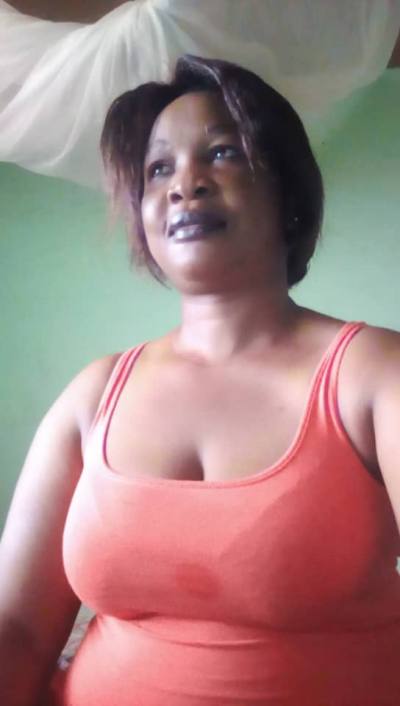 Cecile 42 ans Centre Cameroun