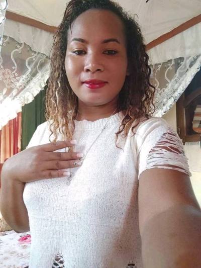 Tiffany 31 ans Toamasina  Madagascar