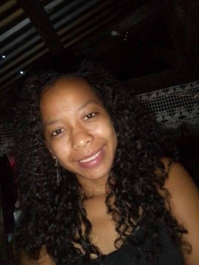 Gabriela 24 Jahre Soanierana Ivongo Madagaskar