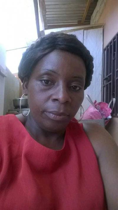 Cynthia 49 ans Yaoundé Cameroun