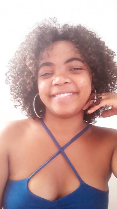 Christelle 24 ans Toamasina Madagascar