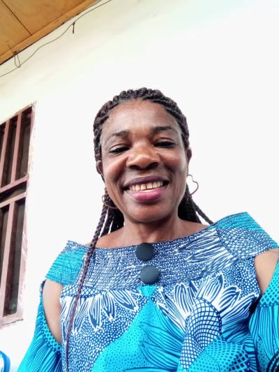 Gabrielle 59 Jahre Yaoundé Kamerun