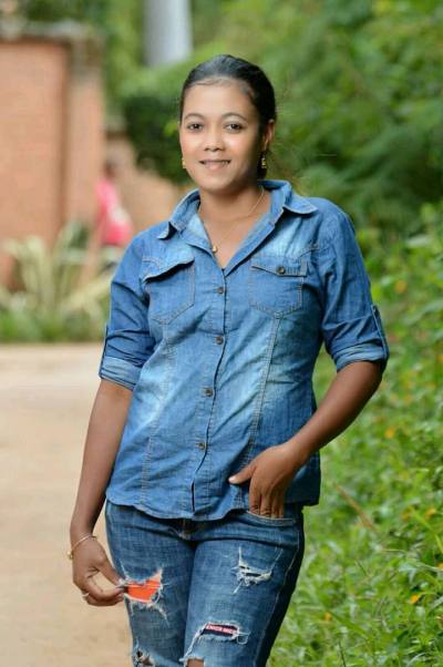 Raphaela 30 ans Tananarive Madagascar