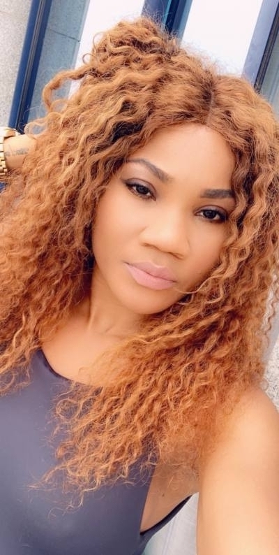 Karla 32 years Douala  Cameroon
