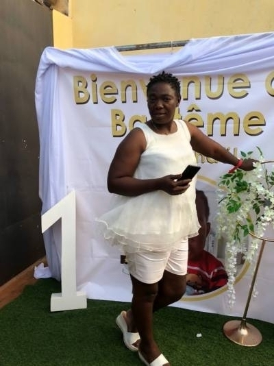 Catherine 48 ans Yaoundé 4 Cameroun