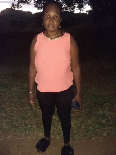 Anita 40 ans Nosy Be Hell Ville Madagascar