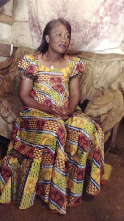 Christine 56 ans Yaoundé Cameroun