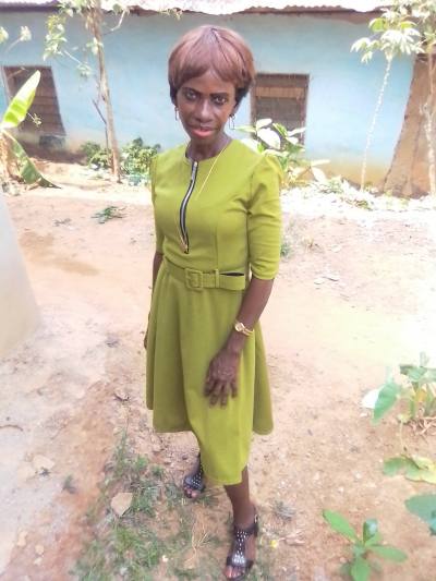 Catherine 62 ans Yaounde Cameroun
