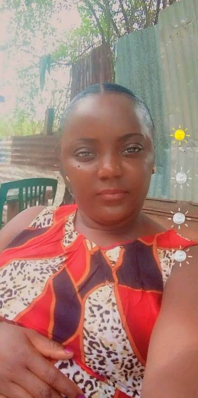 Crespy 34 ans Libreville Gabon