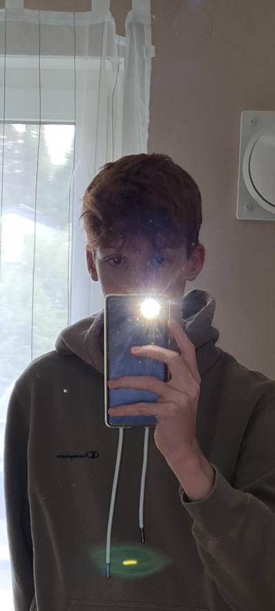 Jakob 19 ans Siegen Allemagne