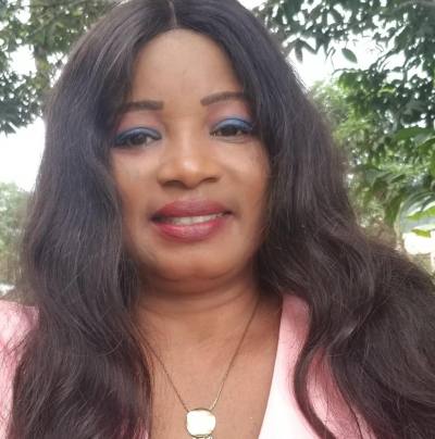 Blanche 42 ans Mfou Cameroun