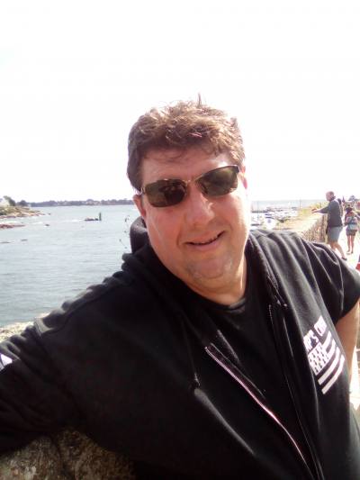 Younn 54 ans Brest France