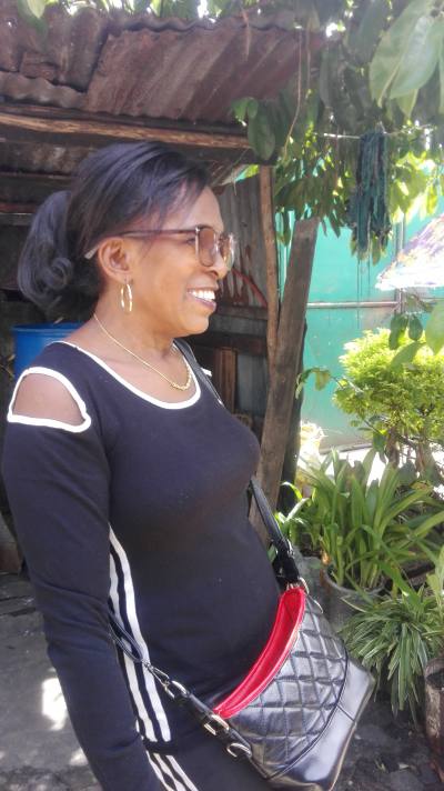 Antoinette 63 Jahre Toamasina Madagaskar