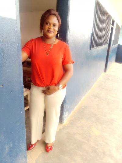Karine 33 ans Rurale Cameroun